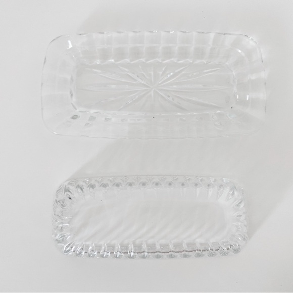 Vintage Clear Glass Butter Dish – Two-Piece Set - Picture 5 of 5